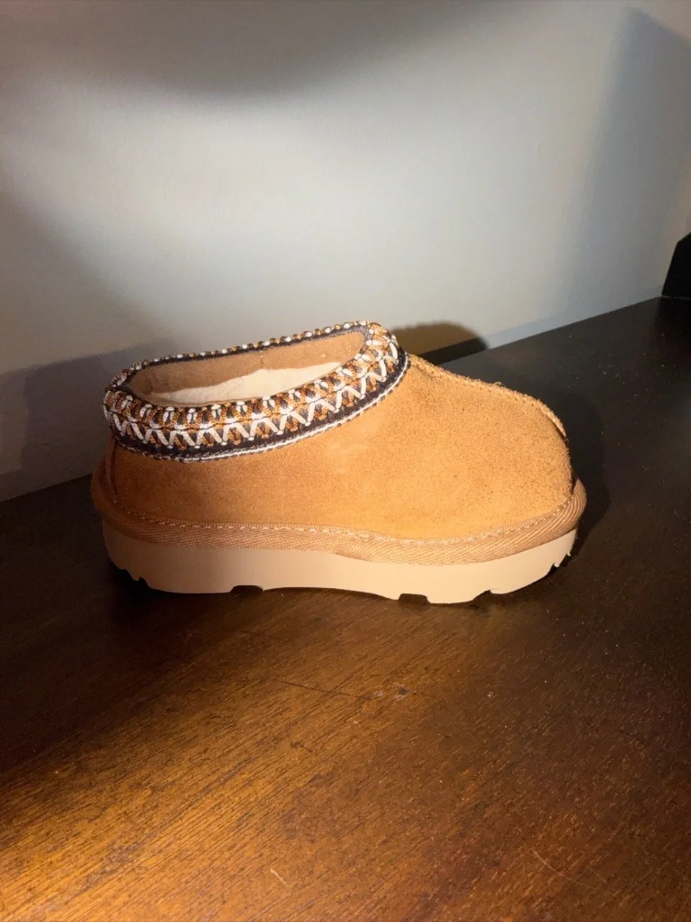 UGG Tasman Chestnut Toddler Shoes Size 6C Nice!